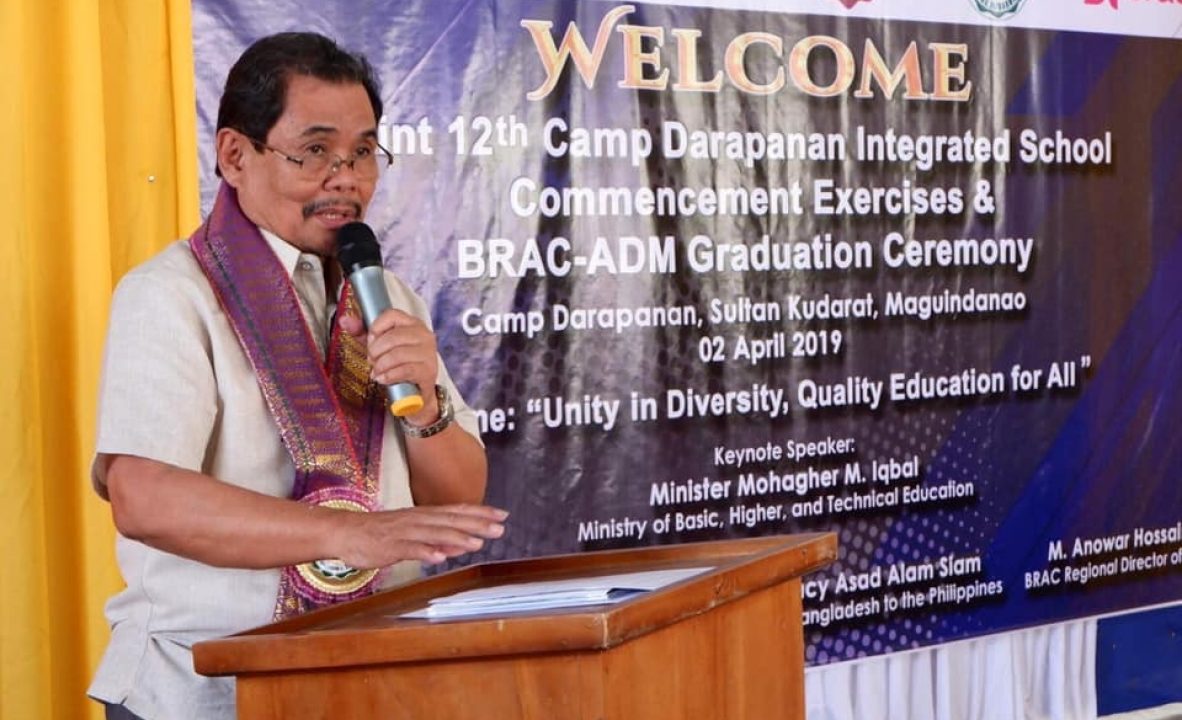 Education-Minister-Iqbal-attends-Graduation-in-Camp-Darapanan-0